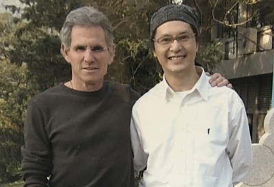 2003年隨Prof.Jon Kabat-Zinn老師學習，黃耀光老師從此走上正念治療師之道