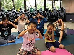 香港理工大學的正念兒童瑜伽